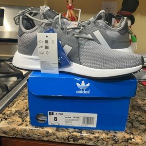 Men Adidas sneakers size 8